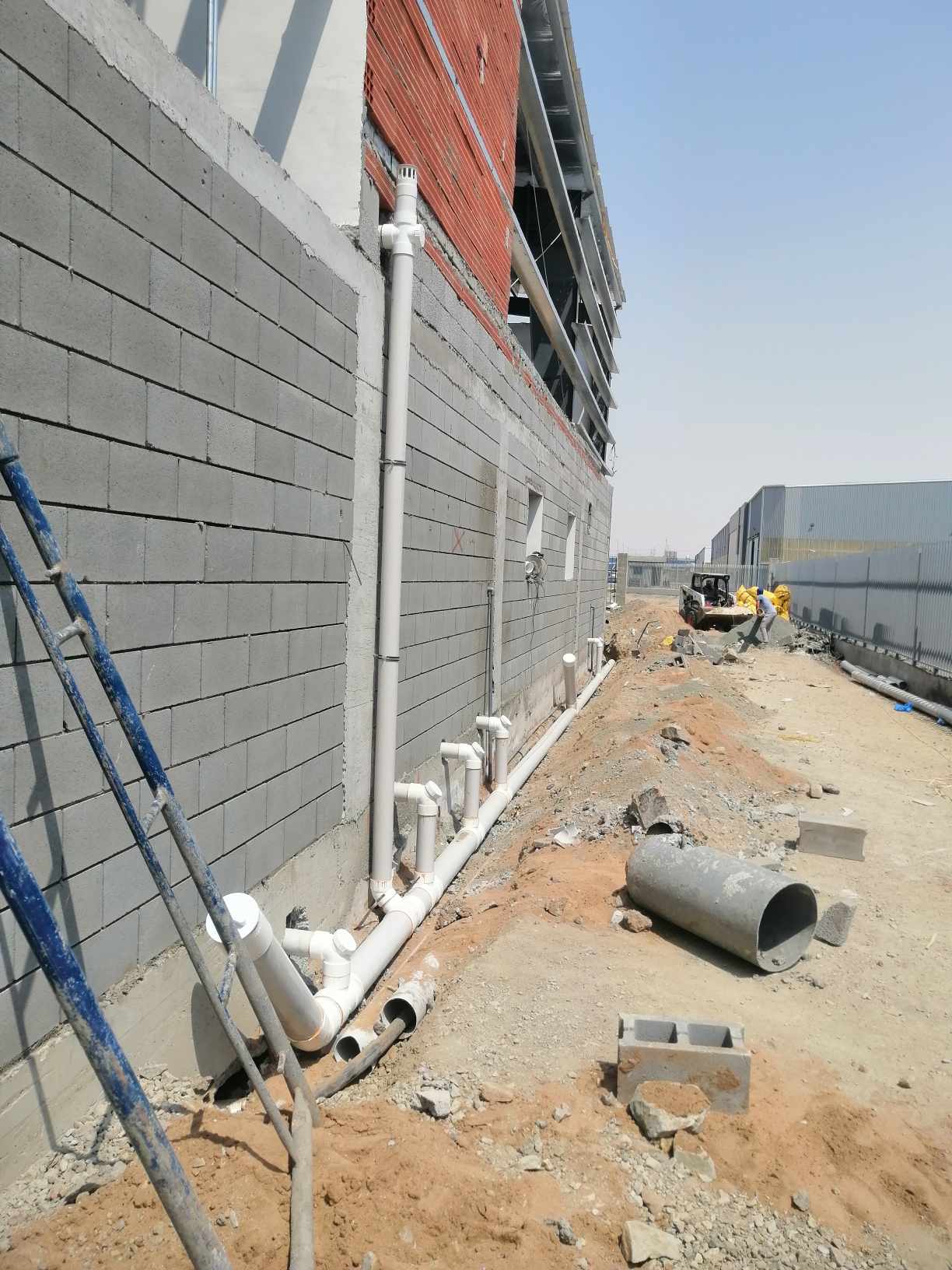 سباك المدينة الصناعية الأولى بجدة 	